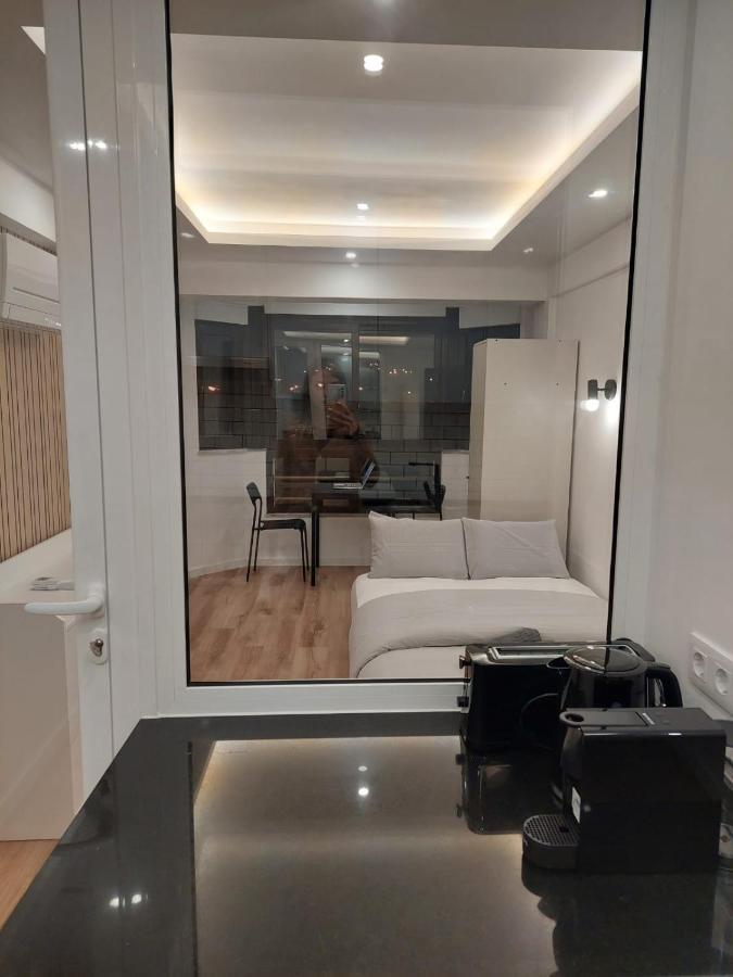 Lisbon South Bay Rooms Almada Exterior photo